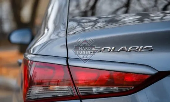 Накладки на задние фонари Hyundai Solaris 2 (2017-2020)