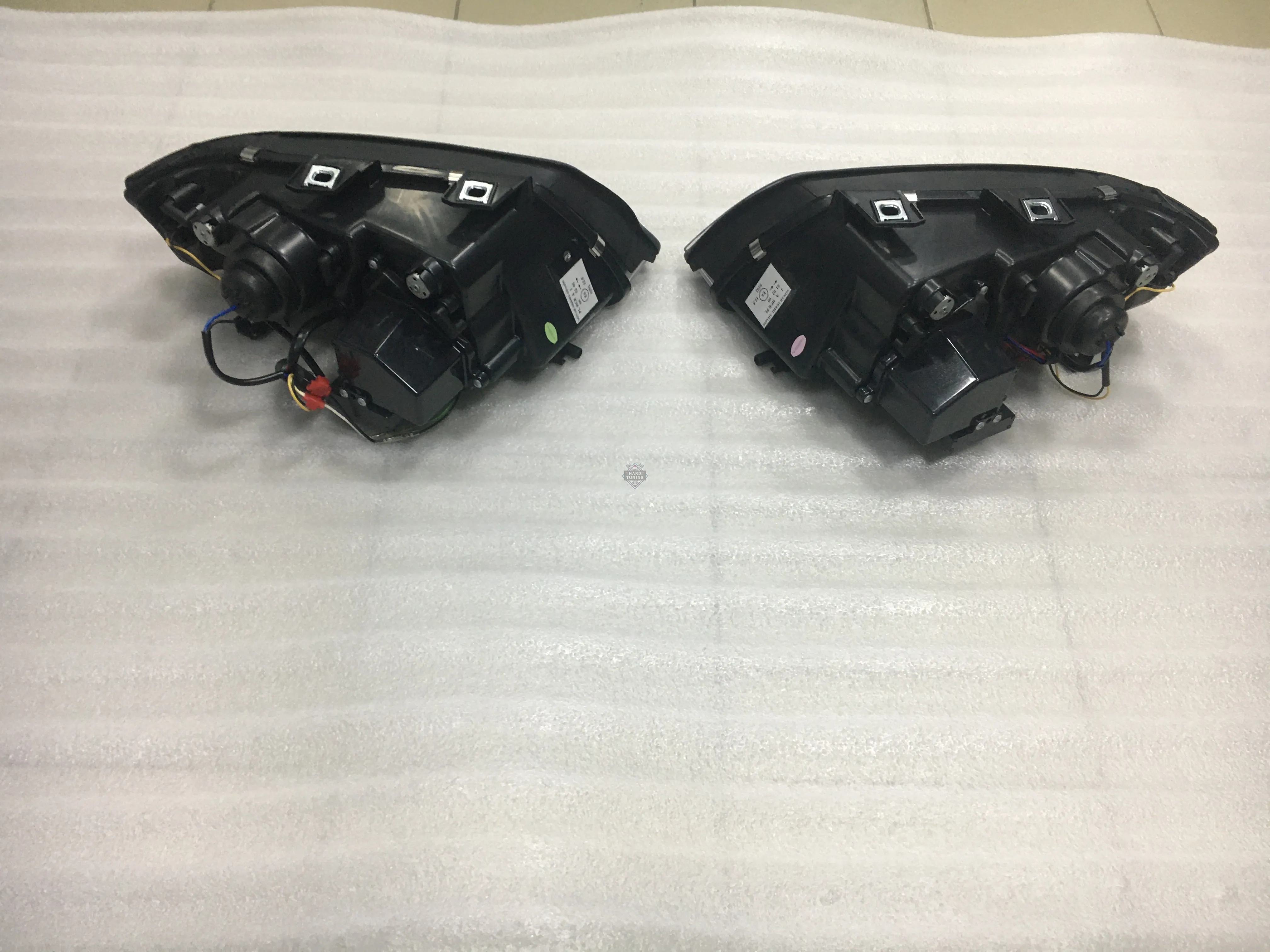 Передние фары AUDI A6 С5 1997-2001 HEADLIGHTS TUBE LIGHT fits черные