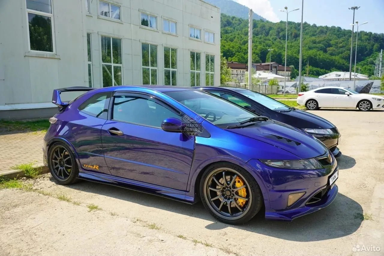 Накладки на пороги TYPE R Honda Civic 8 5D