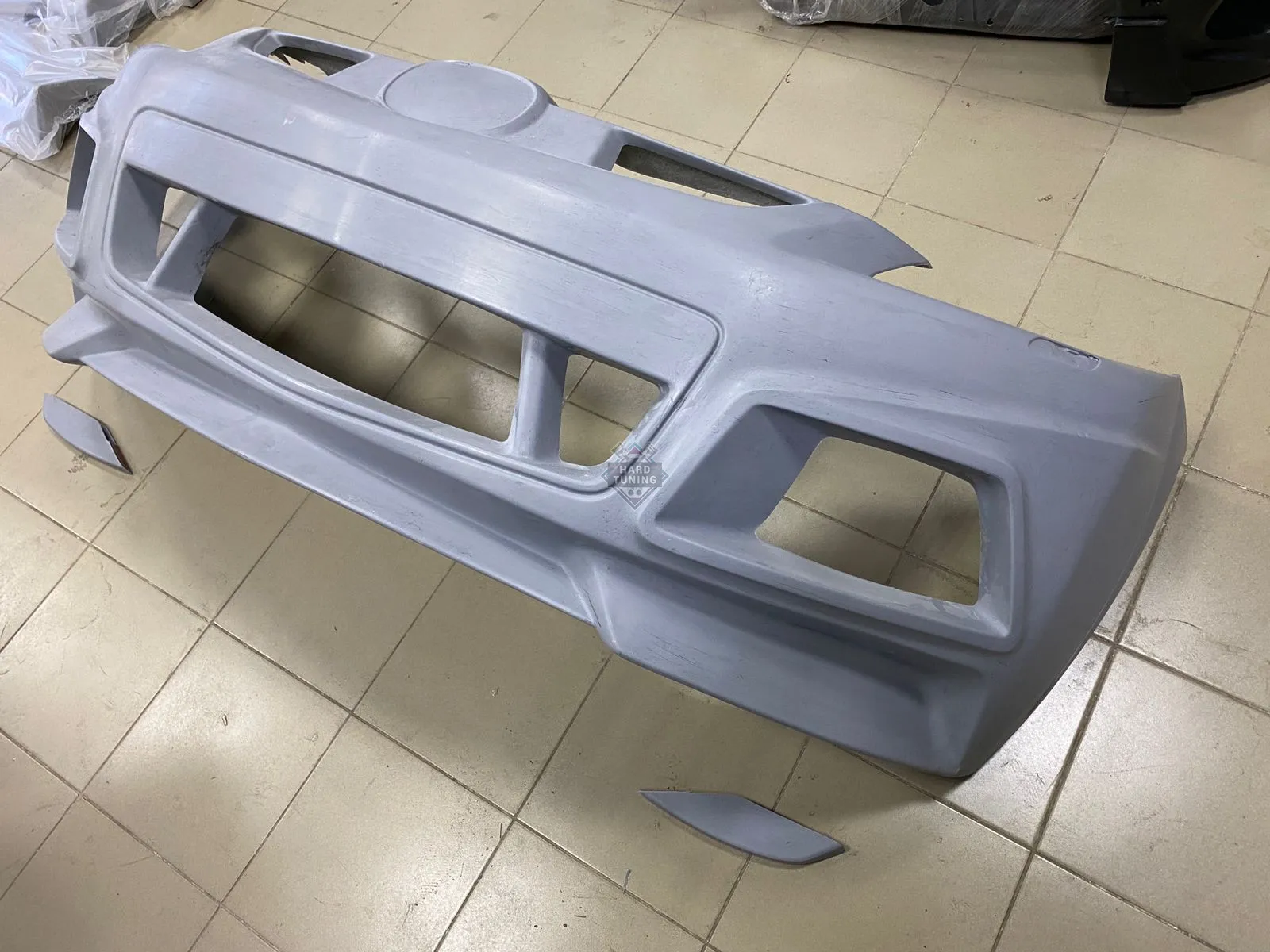 Передний бампер MET-R Mazda CX-7