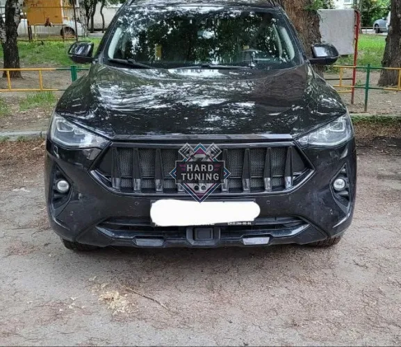 Решетка радиатора Sport V2 Haval F7 / F7x (2018-2022) с сеткой Черный глянец