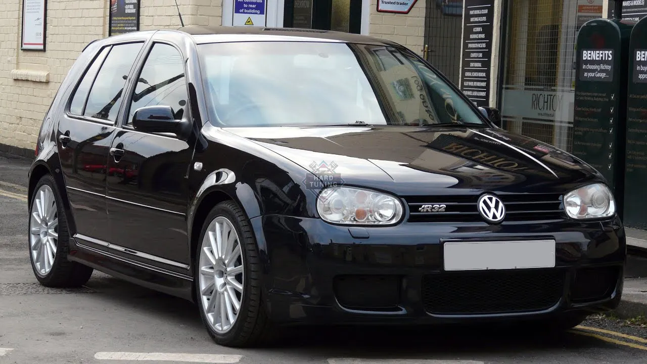 Накладки на пороги R32 Volkswagen Golf 4 5D (5 дверей)