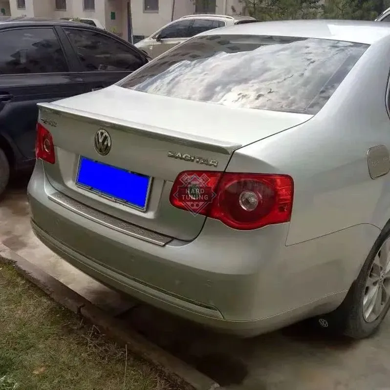 Спойлер крышки багажника Volkswagen Jetta 5