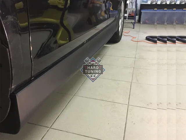 Накладки на пороги Volkswagen Golf MK6