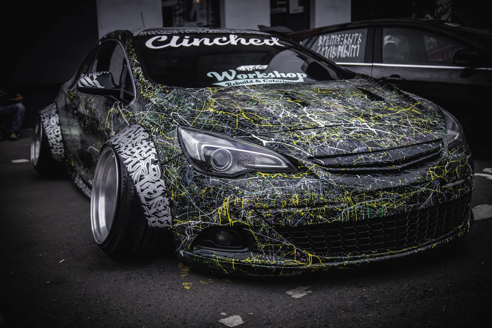 Решетка радиатора без значка Opel Astra J GTC