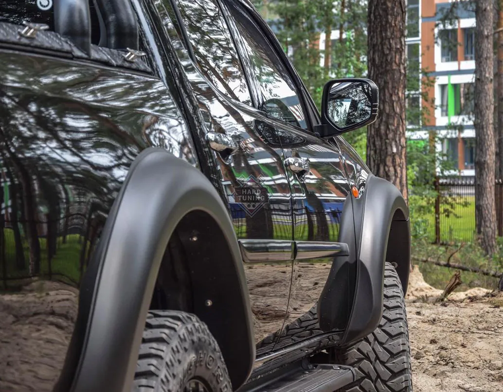 Расширители колесных арок Mitsubishi L200 (2007-2009) Вынос +60мм