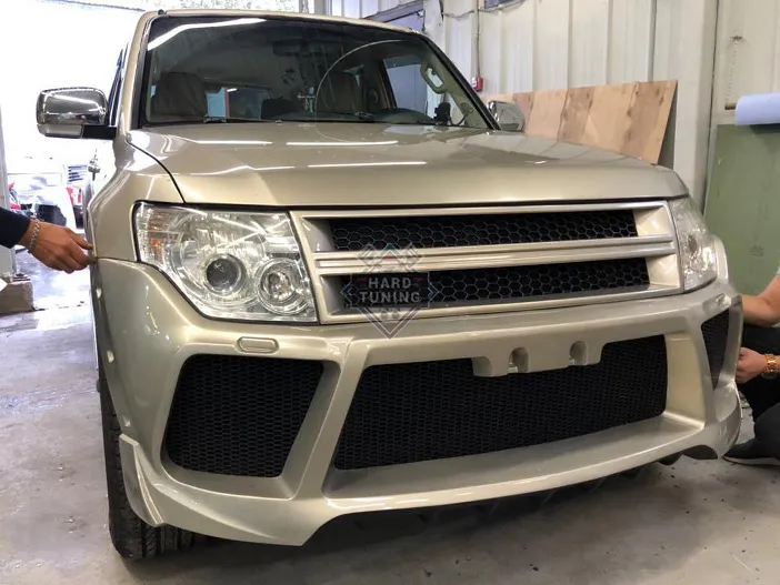 Комплект обвеса HT Mitsubishi Pajero 4 (2006-2014) дорестайлинг и 1й рестайлинг