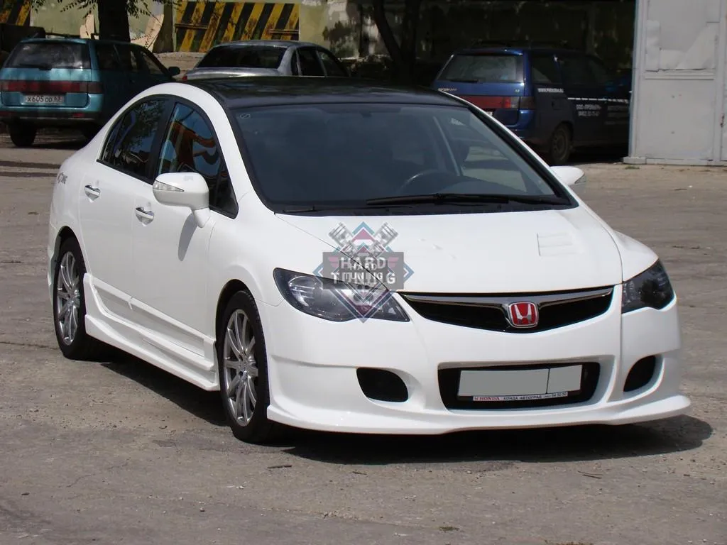 Передний бампер INGS EXTREEM Honda Civic 8 4D 2006-2011