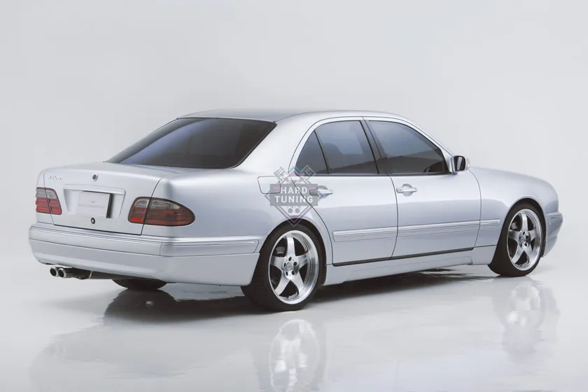 Накладка на задний бампер WALD INTERNATIONAL Mercedes E-Class W210