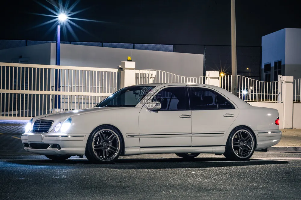 Передний бампер AMG 55 Mercedes E-Class W210 рестайлинг