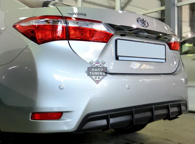 Диффузор заднего бампера (текстурный пластик) Toyota Corolla E160 / E180 (2012-2016)