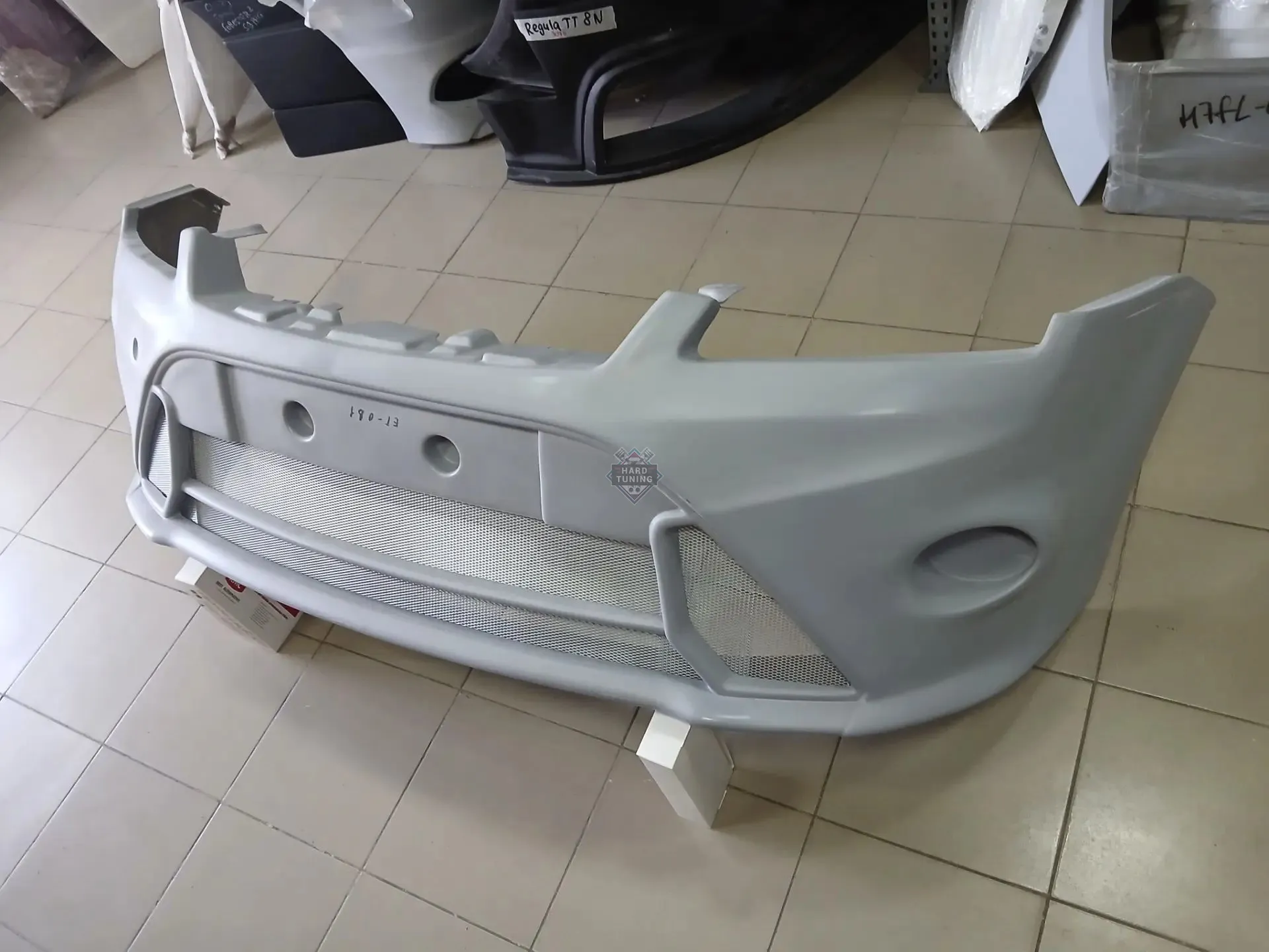 Передний бампер RS V2 Ford Focus 2 дорестайлинг