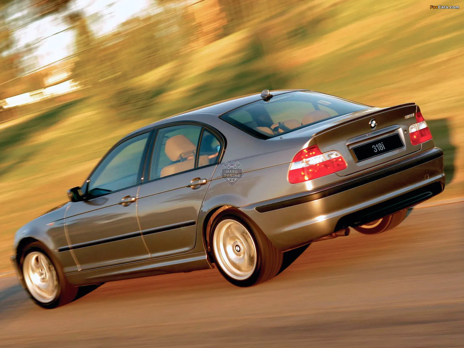 Бампер задний M-TECHNIK BMW E46 седан ABS пластик