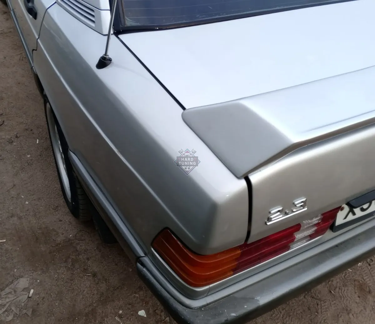 Спойлер CSR Mercedes 190 W201