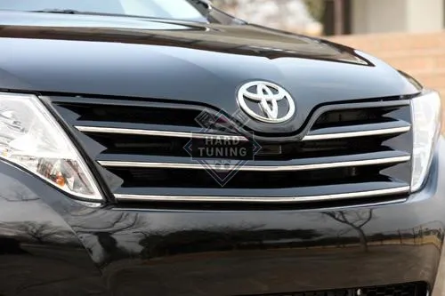 Решетка радиатора Luv-Line Toyota Venza