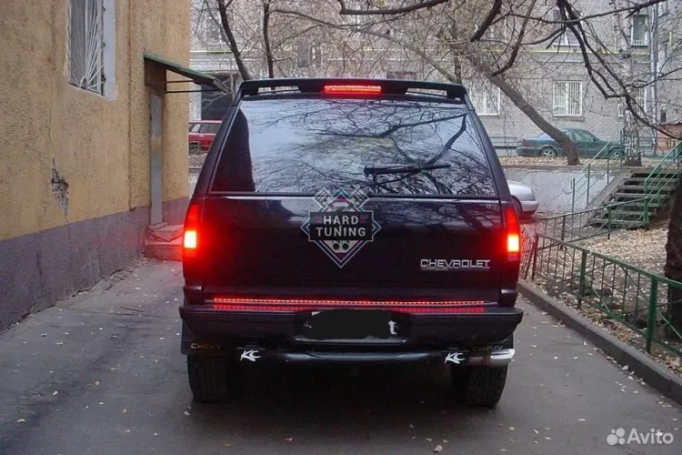Спойлер HT Chevrolet Tahoe Suburban