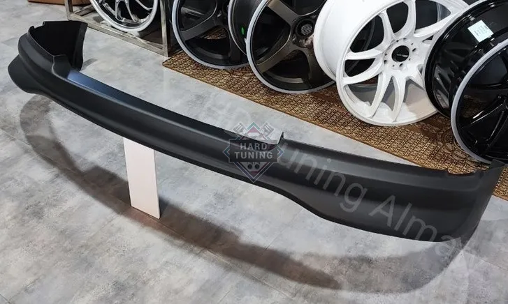 Накладка STI на передний бампер Subaru Forester SG Рестайлинг