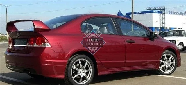 Накладки на пороги MUGEN Honda Civic 8 4D стеклопластик