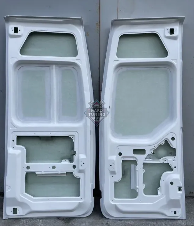 Двери задние распашные Renault Master 3 FV JV