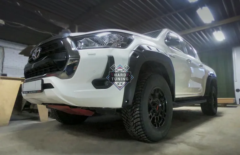 Расширители колёсных арок Toyota HILUX 8 (2015-н.в.) +50мм