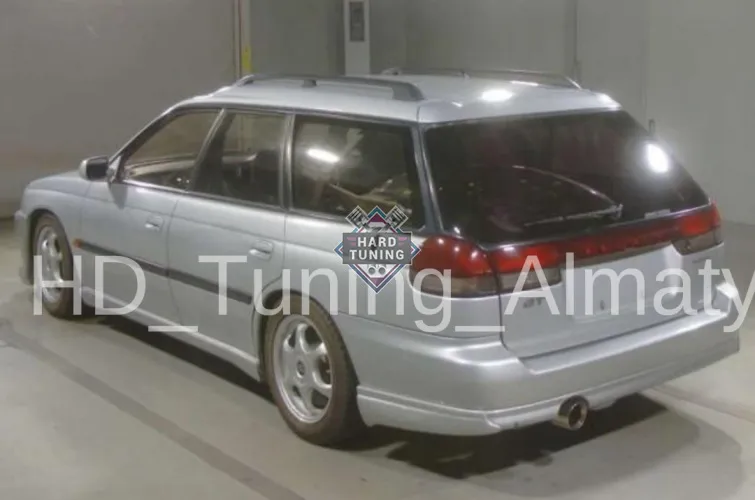 Клыки на задний бампер Subaru Legacy BG