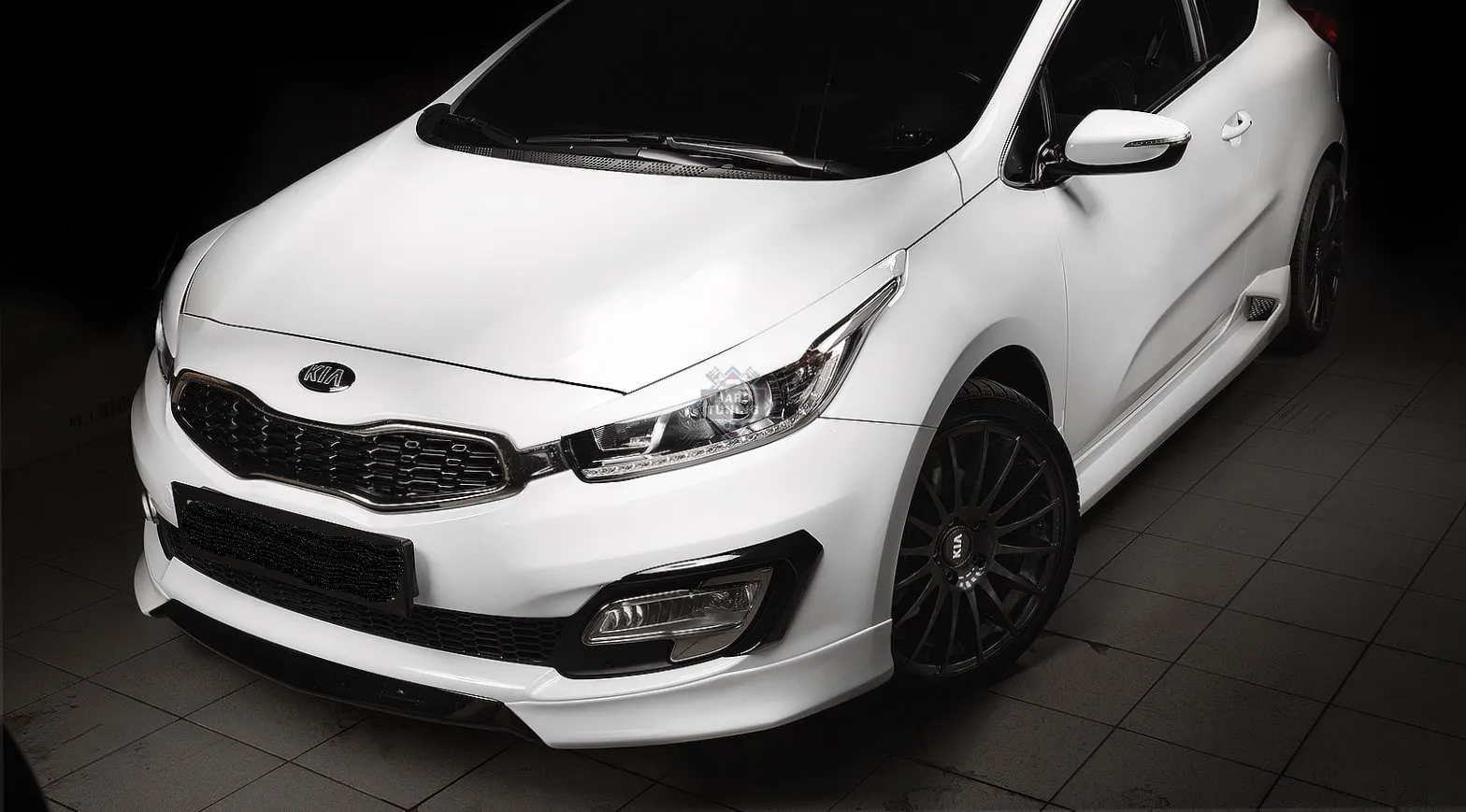 Накладка на передний бампер KIA PRO CEED JD 2012-2015 Дорестайлинг