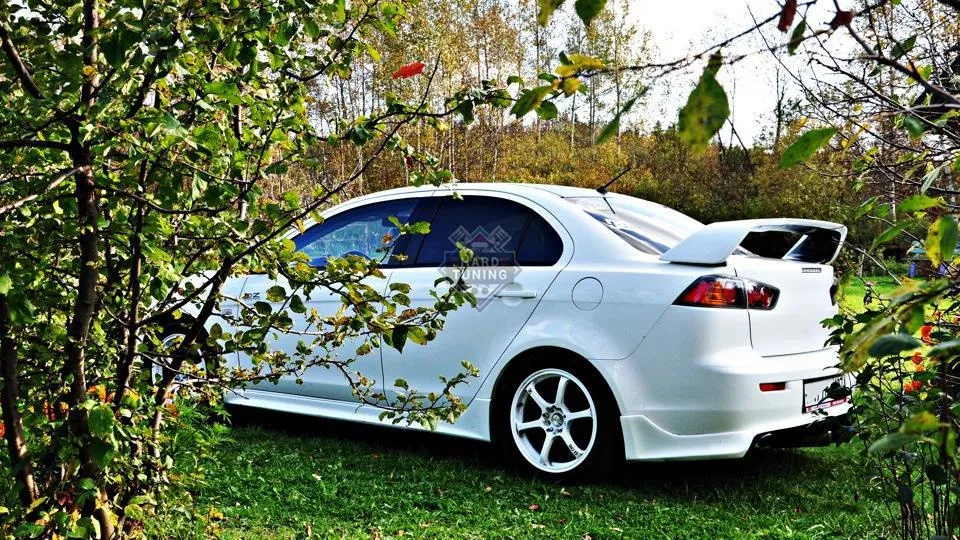 Спойлер EVO Mitsubishi Lancer 10 (2007-2016) стеклопластик