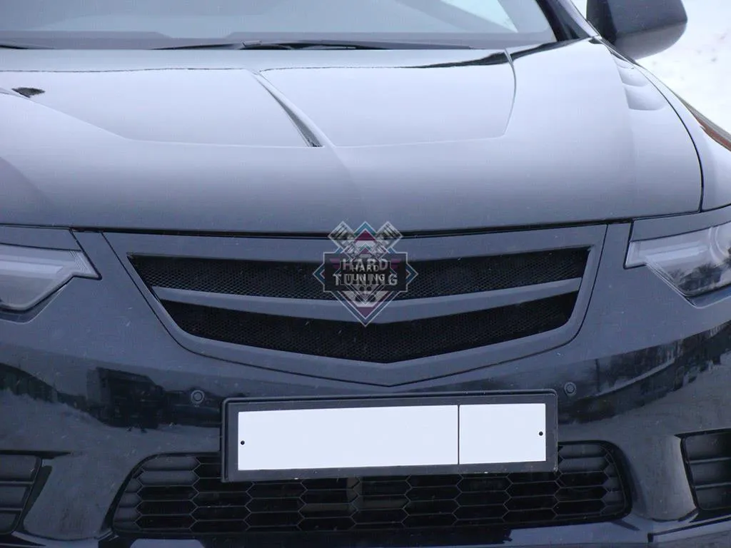Планка в решетку радиатора SPORT V1 (без логотипа) Honda Accord 8 (2011-2013)