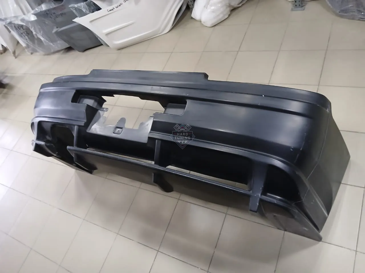 Задний бампер Do-Luck Nissan Skyline R34 GT-R
