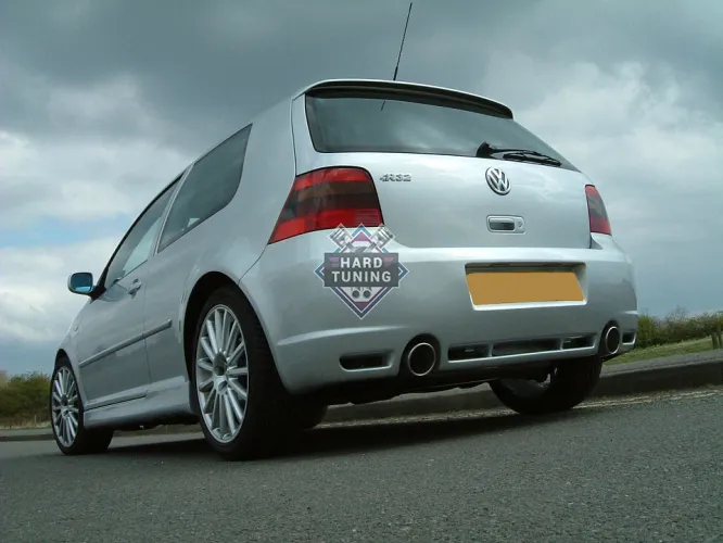 Задний бампер R32 Volkswagen Golf 4 Стеклопластик