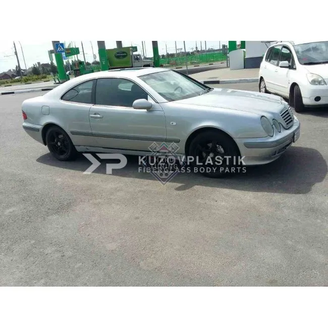 Передние крылья Mercedes CLK-Class W208 1997-2000 пластиковые штатные комплект