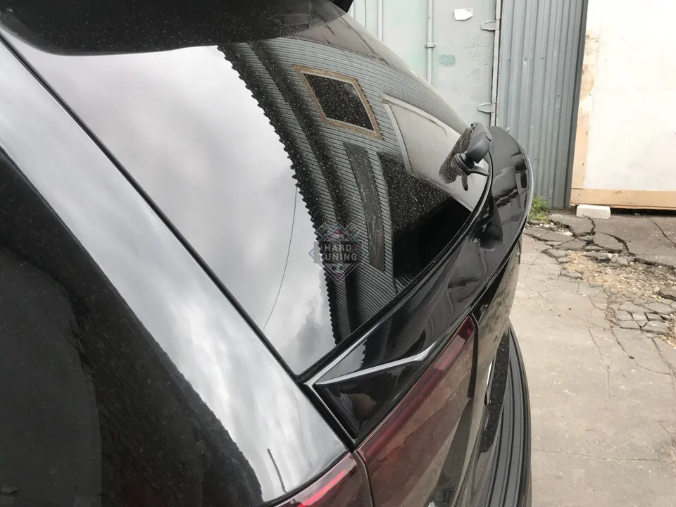 Спойлер нижний под стекло Jeep Grand Cherokee 4