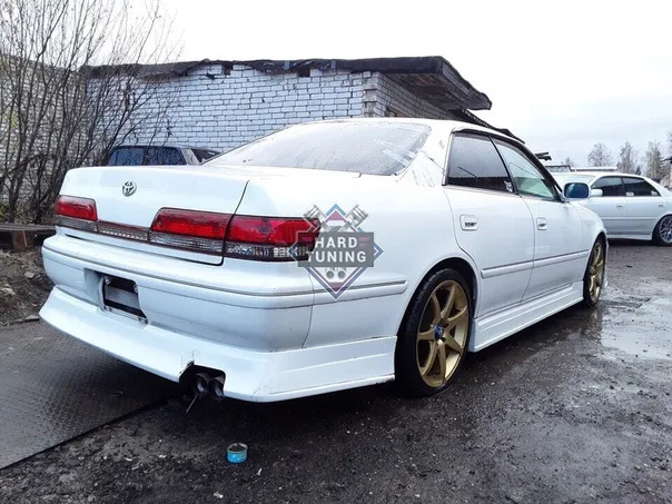 Накладка на задний бампер TRAUM Toyota Mark 2 100