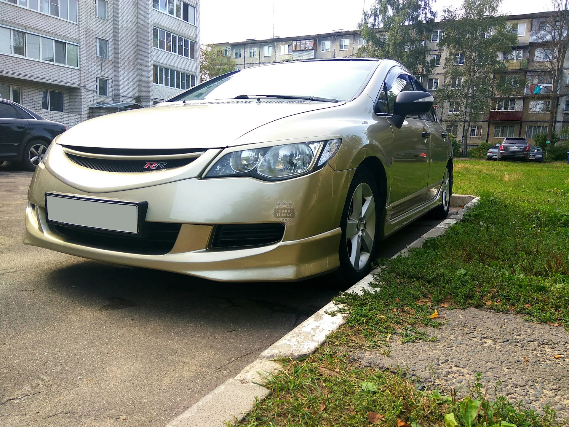 Накладки на пороги MODULO Honda Civic 8 4D стеклопластик