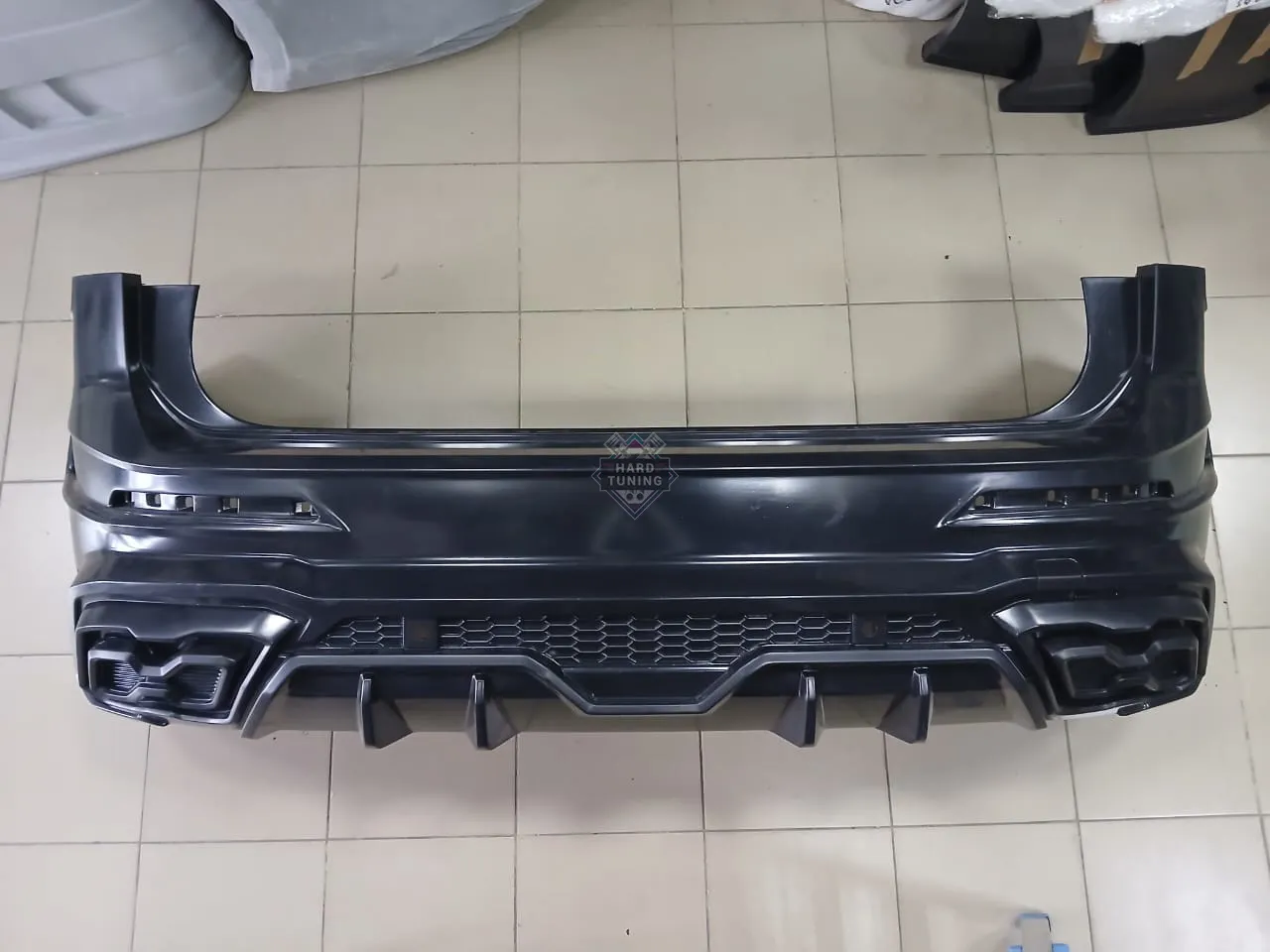 Задний бампер HT Volkswagen Tiguan 2