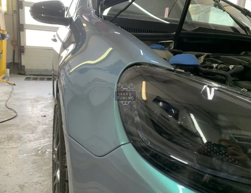 Передние крылья пластиковые штатные комплект VW Golf 6