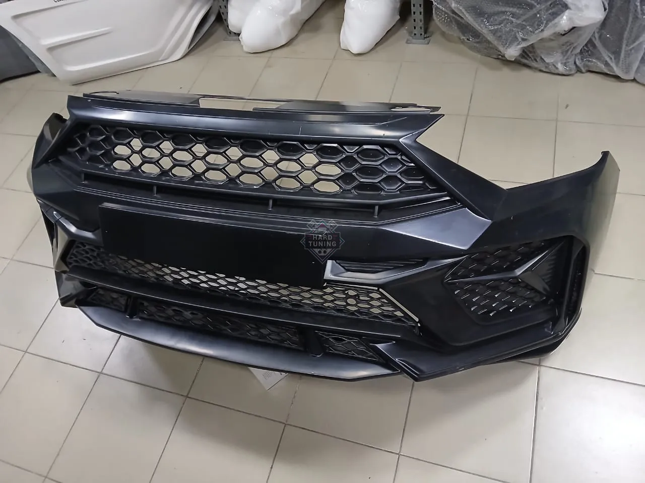 Передний бампер REBOOT Volkswagen Polo MK6 (под парктроники / без парктроников)