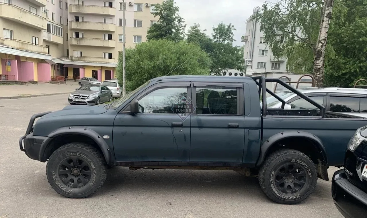 Расширители арок Mitsubishi L200 1995-2006 ABS пластик 60 мм