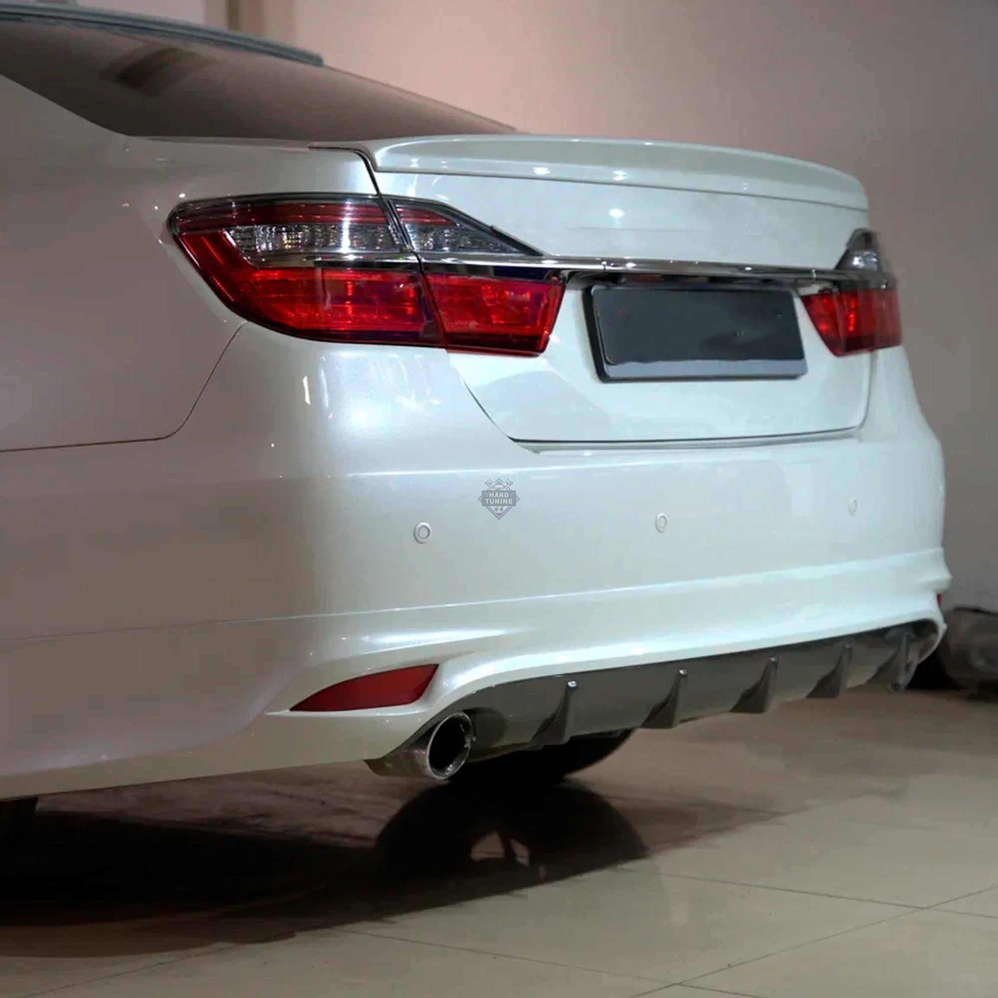 Накладка на задний бампер Modellista Toyota Camry V50 / V55 (2014-2018)