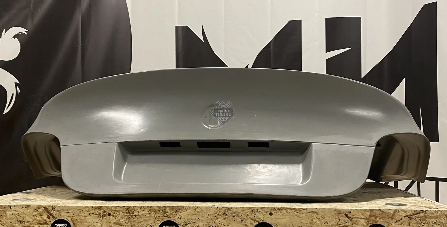Крышка багажника SB (CSL-STYLE) стеклопластиковая BMW E60 (под квадратные / прямоугольные номера)