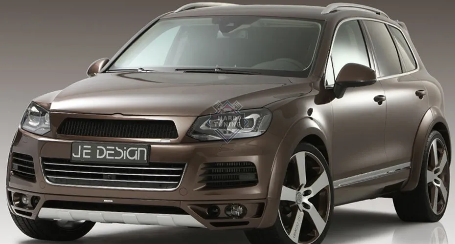 Решетка радиатора JE Design на Volkswagen Touareg 2