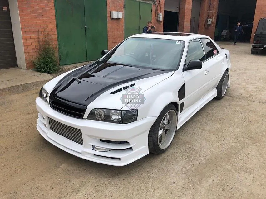 Крылья BN Sport +50мм Toyota Chaser 100