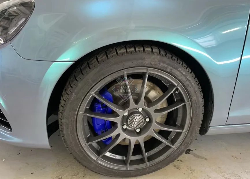 Передние крылья пластиковые штатные комплект VW Golf 6