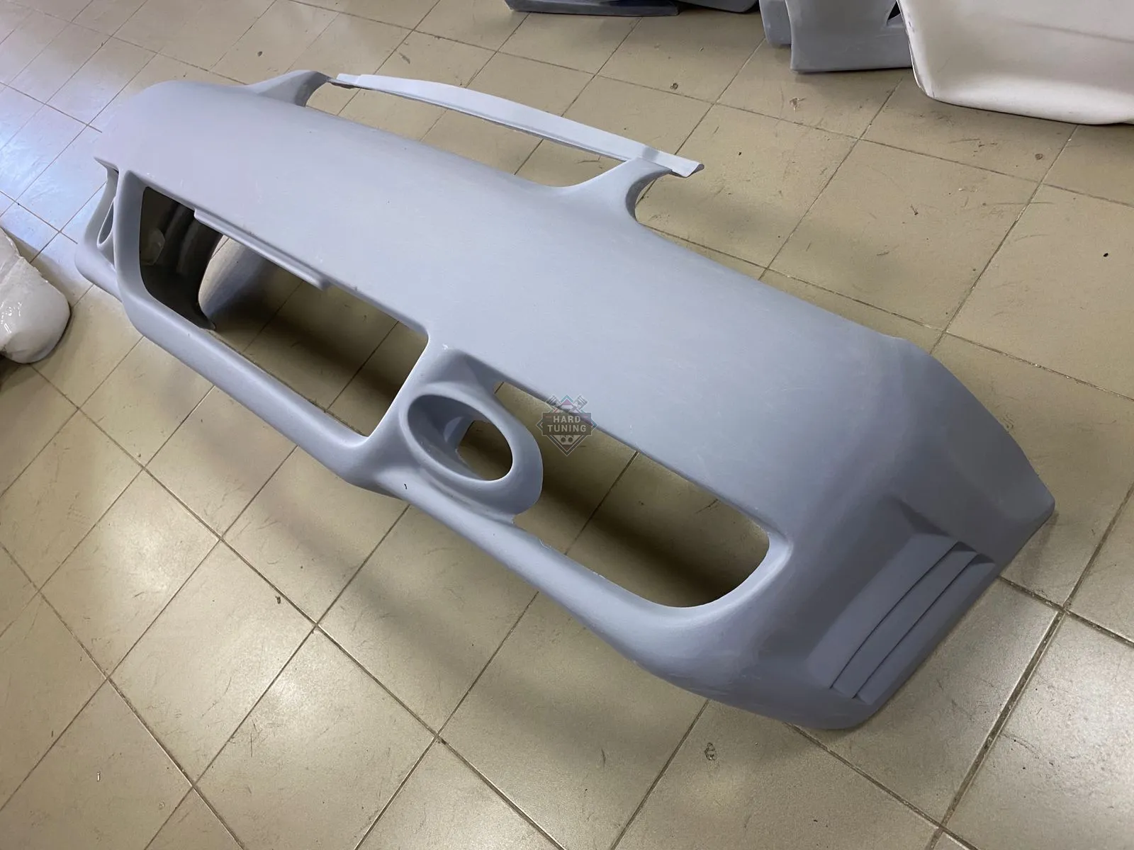 Передний бампер RIEGER Volkswagen Golf 4