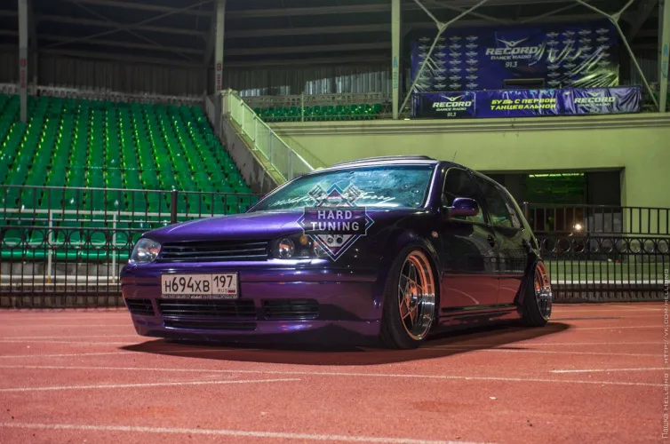 Накладка на передний бампер Anniversary (юбилейная) Volkswagen Golf 4