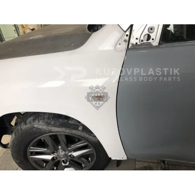 Передние крылья Toyota Land Cruiser 200 (2007-2015) штатные пластиковые комплект