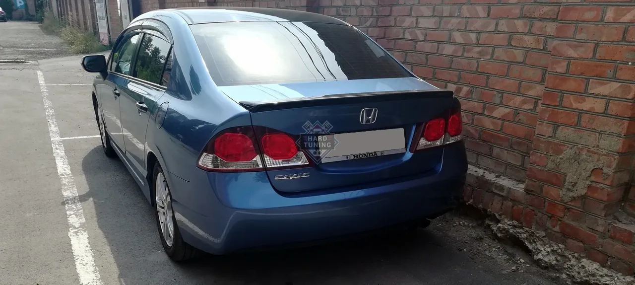 Спойлер лип Honda Civic 8 4D ABS пластик