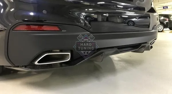 Накладка и диффузор на задний бампер PERFORMANCE BMW G30
