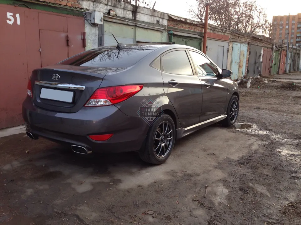 Накладки на пороги LEXUS STYLE Hyundai Solaris 1 (2010-2017)