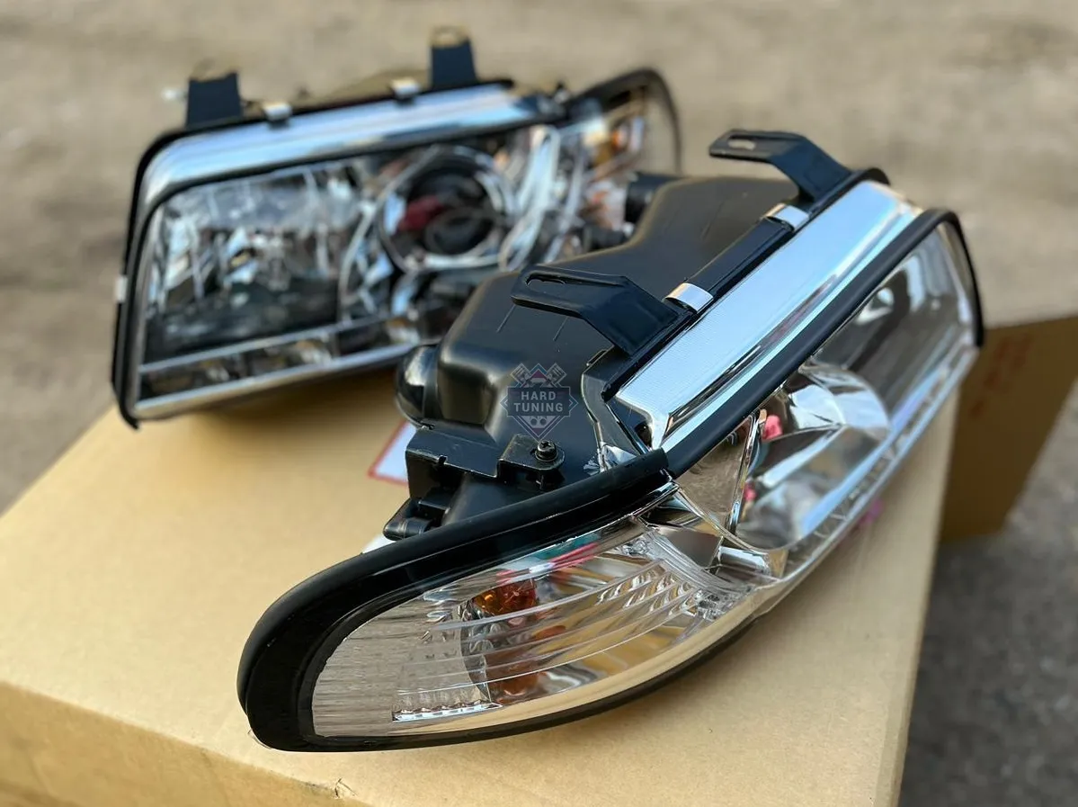 Передние фары AUDI A4 B5 1999-2000 HEADLIGHTS DAYLIGHT fits хром